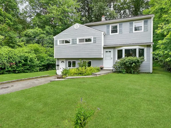 7 Kings Lane, Montrose, NY 10548