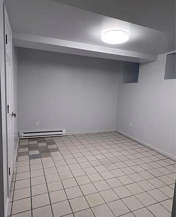 5th image of 542 N High St
