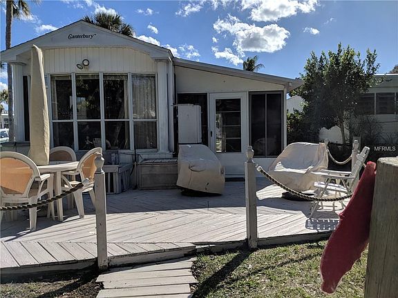3rd image of 127 Brookshire Dr