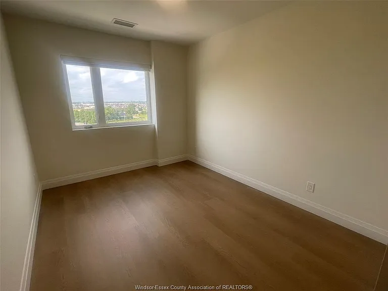 4300 Laurier Pkwy #617 — Photo 14