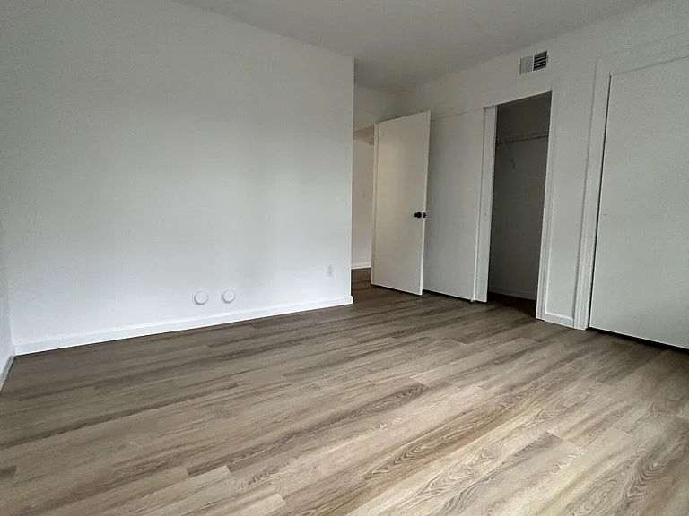 41 Diane Dr — Photo 10