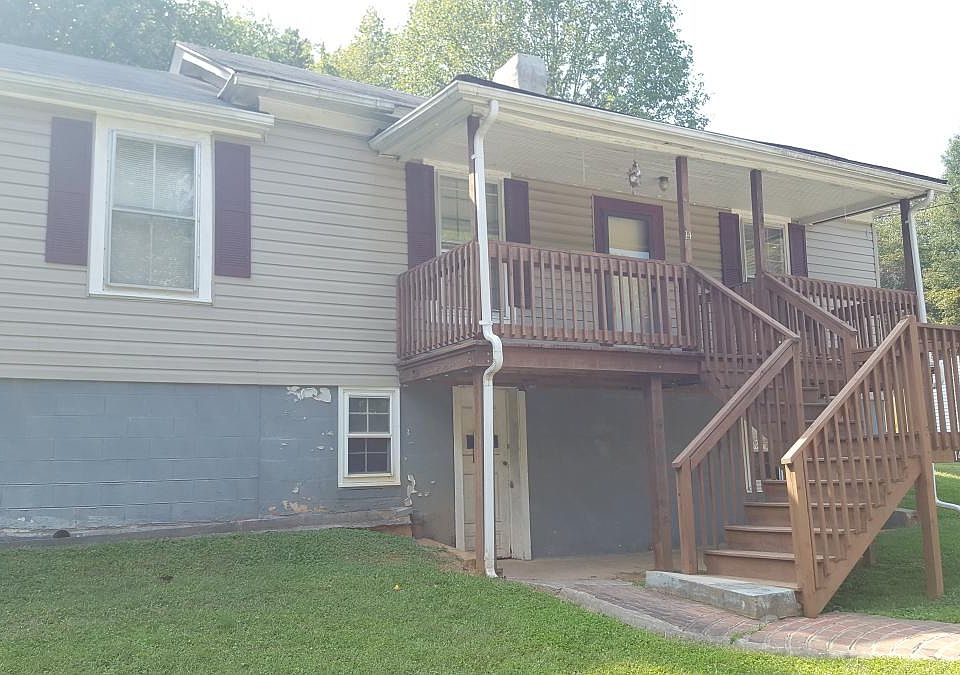 1st image of 14 London Dr