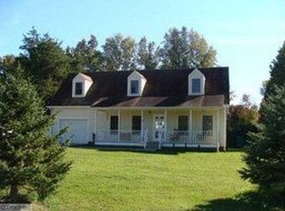 5500 Penna Ln, Browns Summit, NC 27214