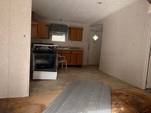 2nd image of 5053 Swallow Ln