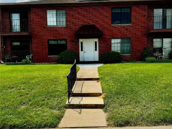 4561 Maureen Dr SE APT 42, Cedar Rapids, IA 52403