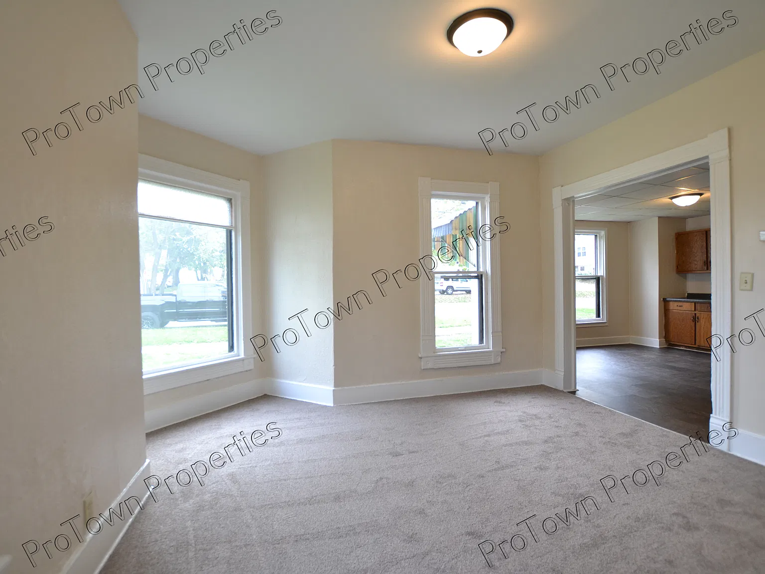 4 bed, 1.5 bath, 1160 sqft, $1,495 — Photo 3