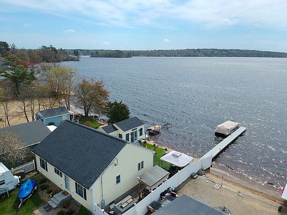 3rd image of 33 Shore Ave
