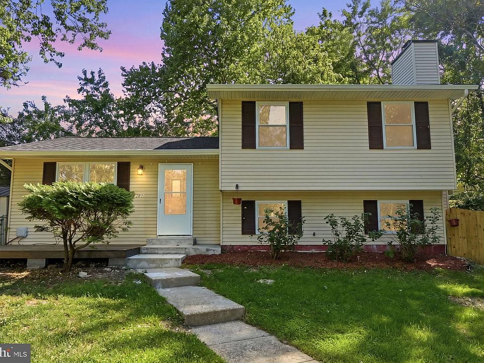 1st image of 7251 Strawberry Pl