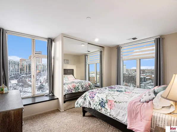 3000 Farnam St APT 5C, Omaha, NE 68131