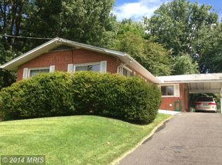 3508 Old Post Rd, Fairfax, VA 22030