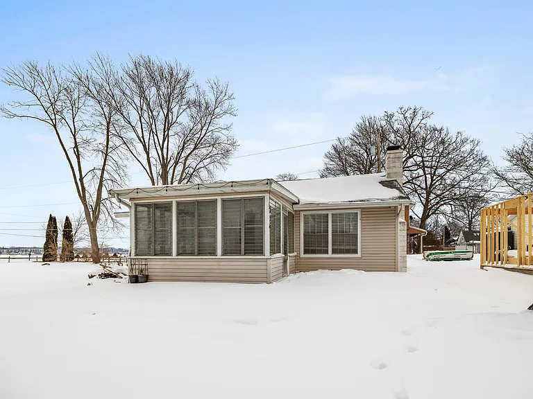 292 Grayson Rd — Photo 17