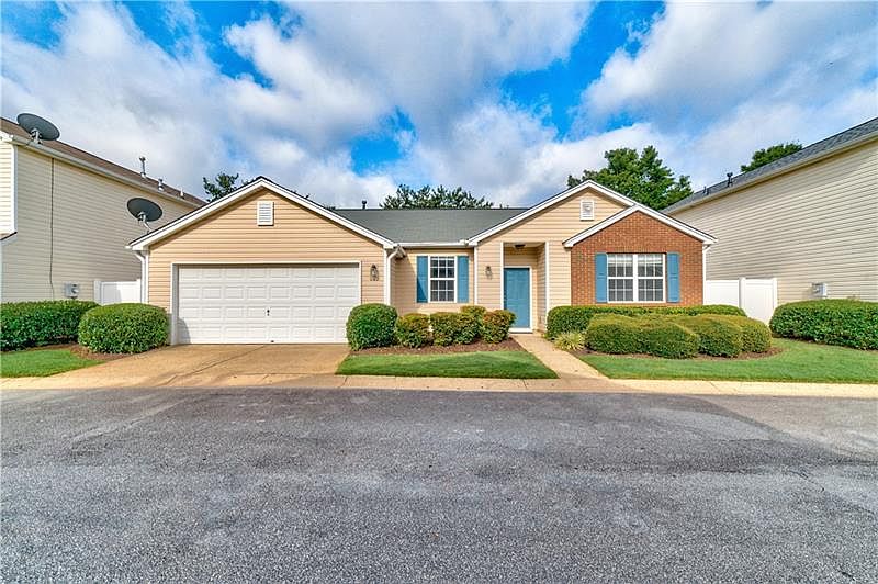 1st image of 649 Bedford Ct
