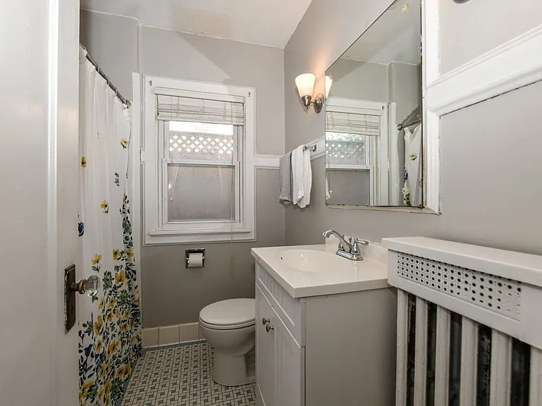 6811 Aetna Ct — Photo 22