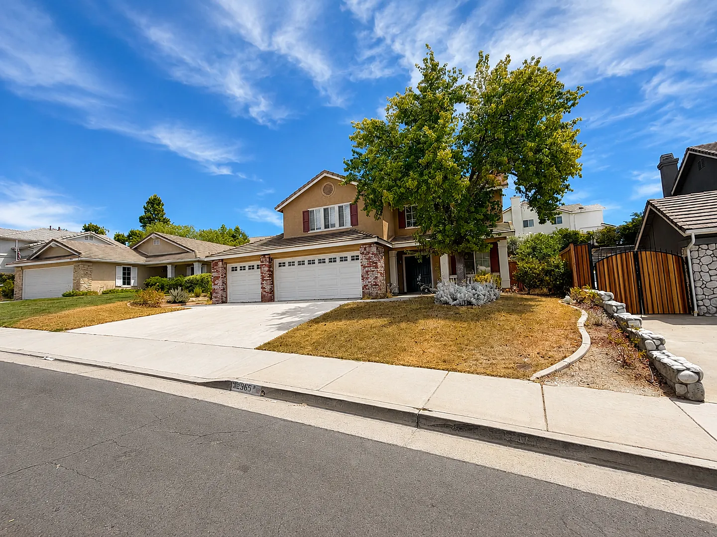 4 Bedroom House in South Temecula for Rent — Photo 1