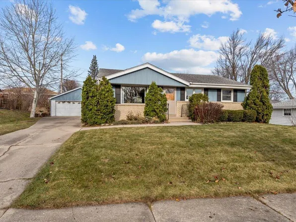 N84W14634 Schlafer DRIVE, Menomonee Falls, WI 53051