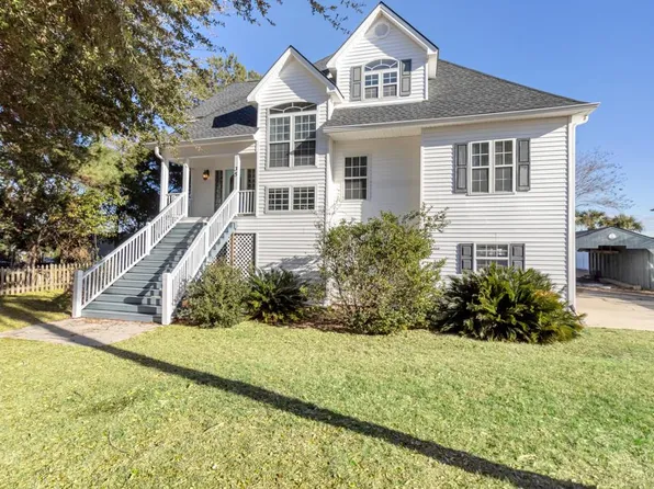 35 Blue Crab Ln, Midway, GA 31320