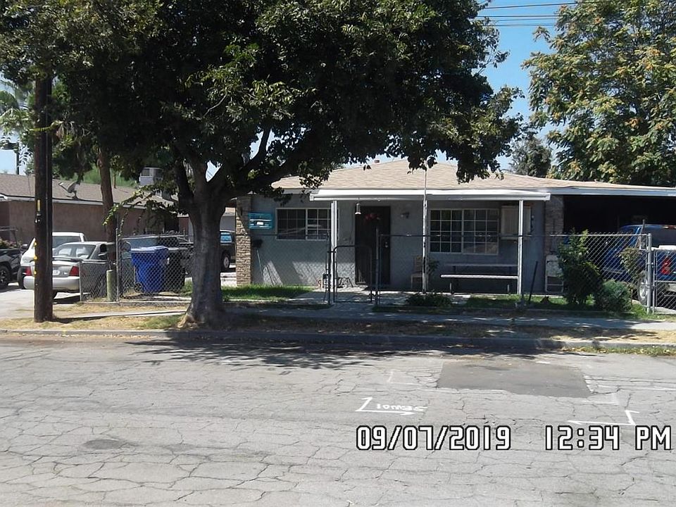 1st image of 576 N Pico Ave