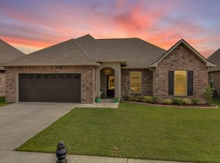 123 Sapphire Springs Rd, Youngsville, LA 70592