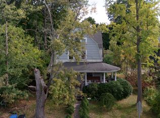 62 Whitney St, Hartford, CT 06105