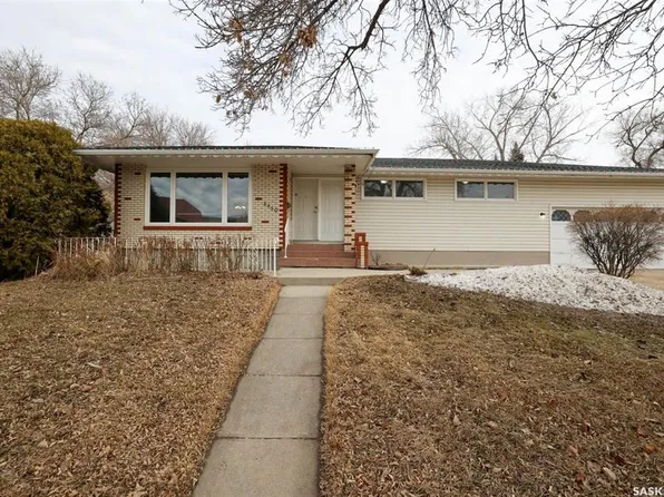 5450 Sherwood DRIVE, Regina, SK S4R 5M3