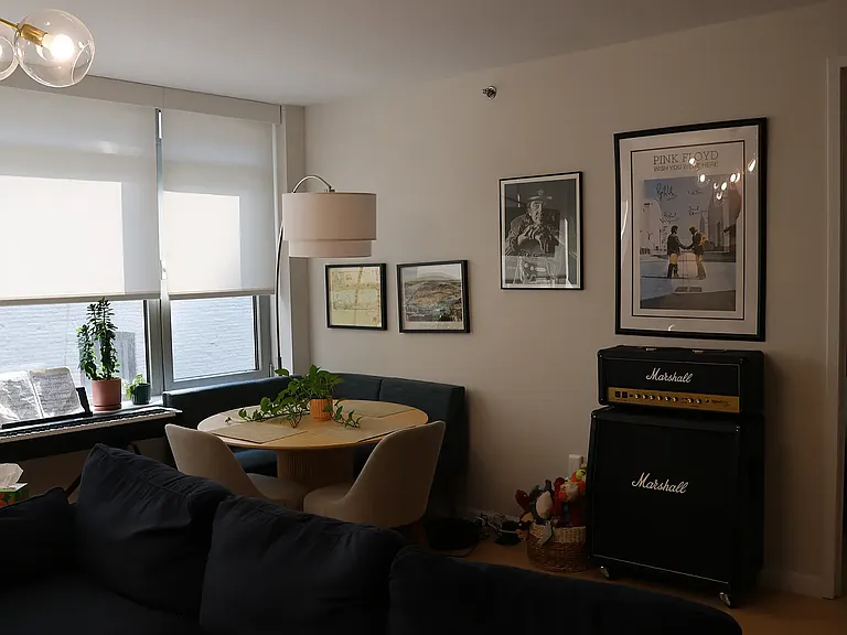 224 W 18th St #7B — Photo 2