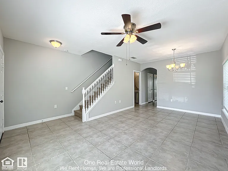 5361 Windsor Lake Cir — Photo 20