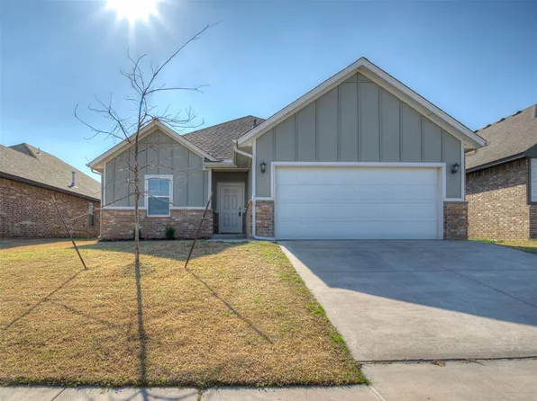 9012 NW 142nd St, Yukon, OK 73099