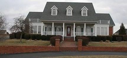 1st image of 103 Union Cir