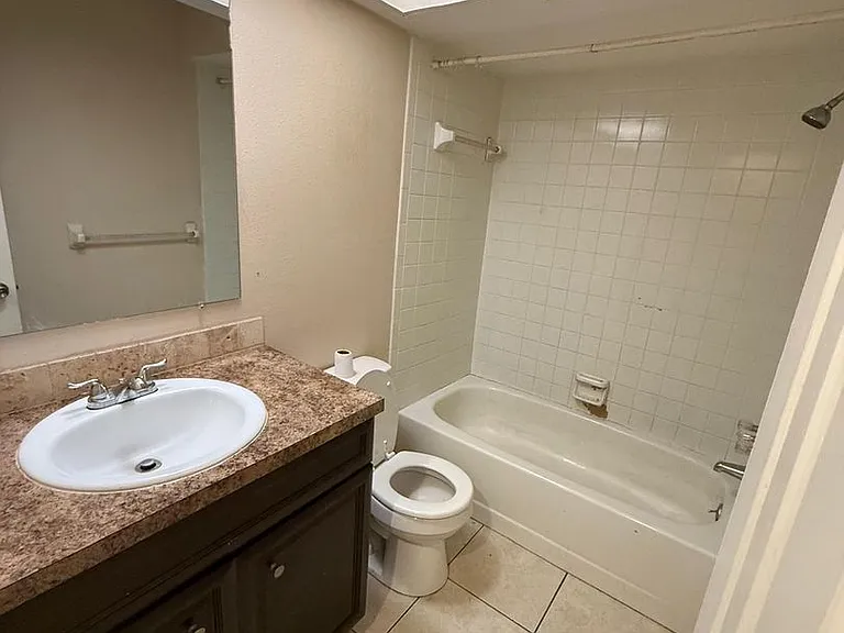 417 Century Blvd — Photo 10