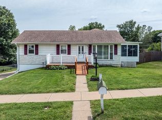 3016 Mayfair Dr, Saint Joseph, MO 64506