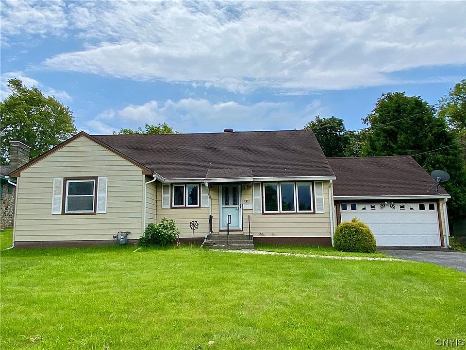 1st image of 816 Meadowbrook Dr