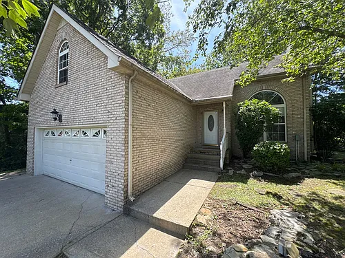 3017 Frontier Ln Photo 1
