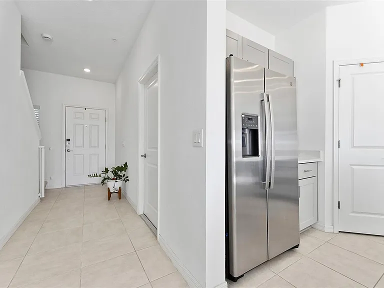 5131 Quakers Pl — Photo 4