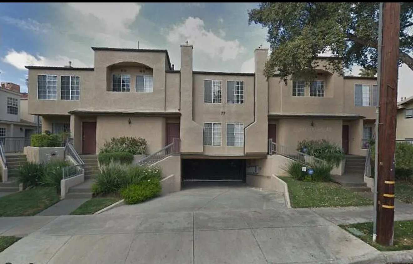 2 bed, 1.5 bath, 909 sqft, $3,050 — Photo 4