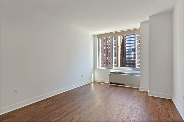 Rented by Corcoran | media 6