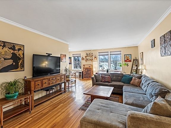 2nd image of 162-01 Powells Cove Blvd APT 4O