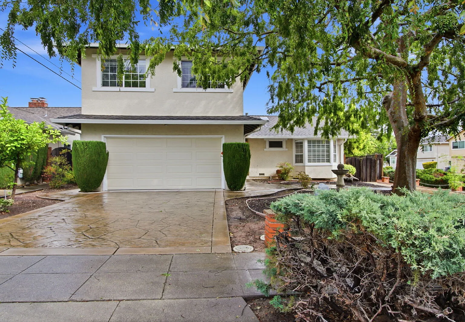 Large Cupertino Home — Photo 1
