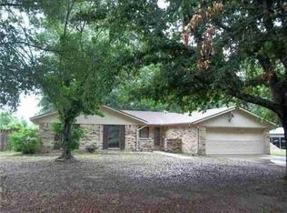 1004 Tomahawk St, Carthage, TX 75633