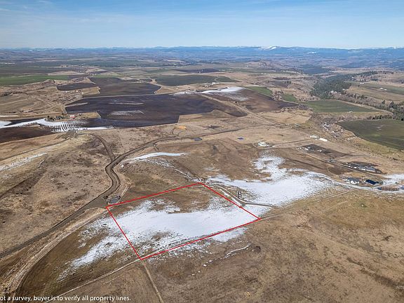 4th image of 14 Jknox Rd