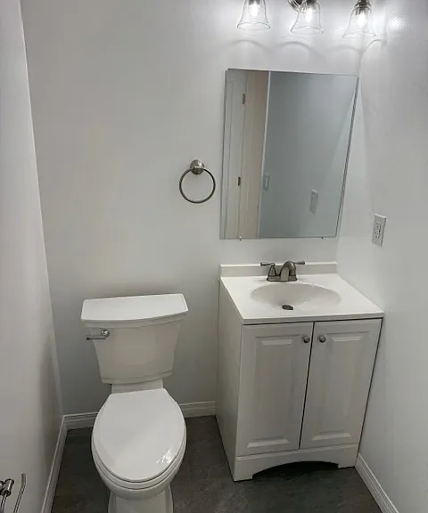557 Roberta Ave — Photo 13