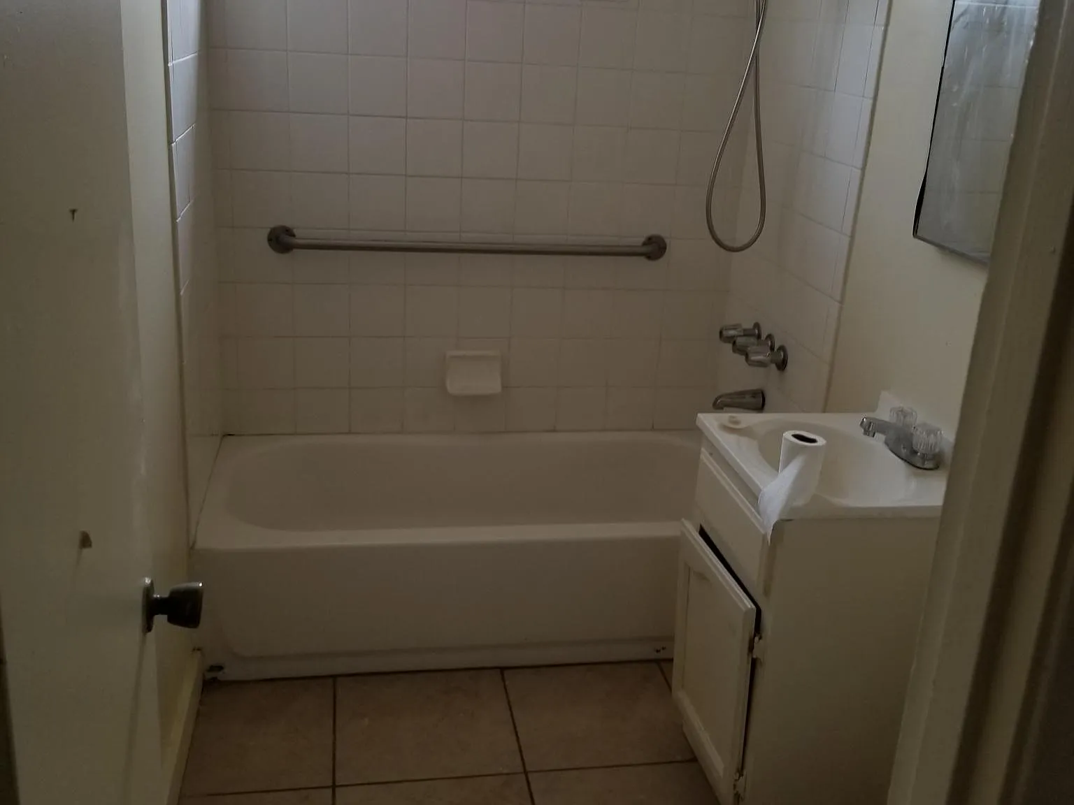 2 bed, 780 sqft, $1,950 — Photo 3