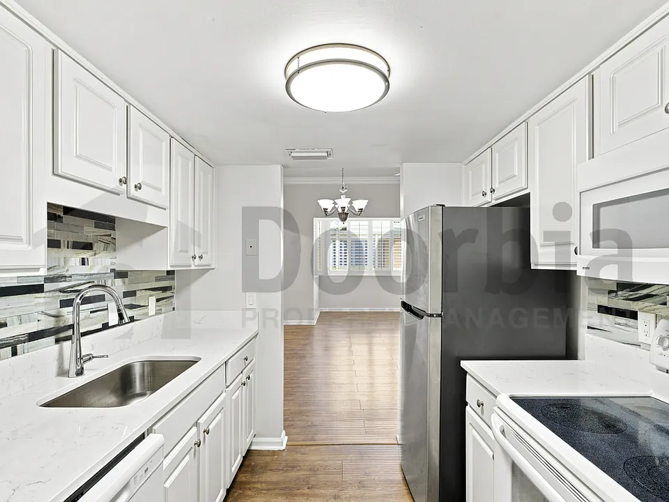 2912 Saint Johns Ave #18