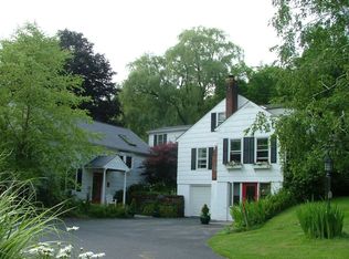 21 Interlaken Rd, Stockbridge, MA 01262