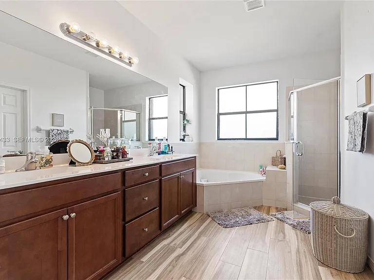 25232 SW 117th Pl — Photo 40