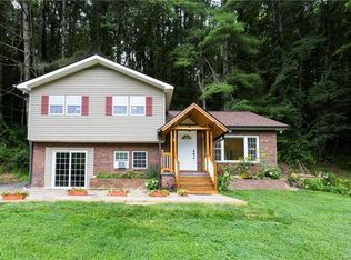 1945 Cane Creek Rd, Fairview, NC 28730