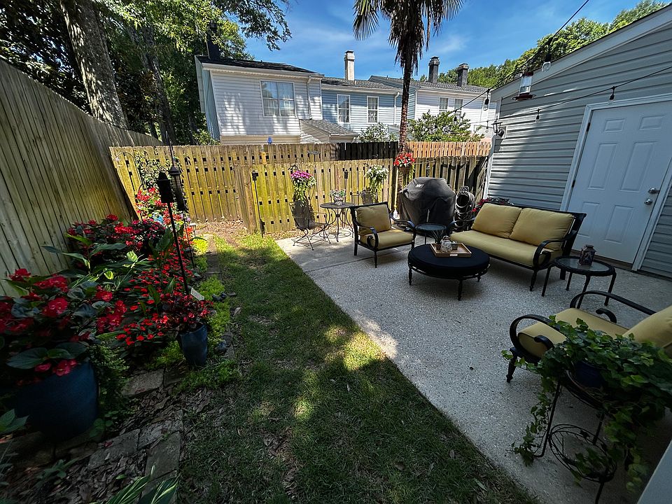 1st image of 270 Hillcrest Rd APT 701