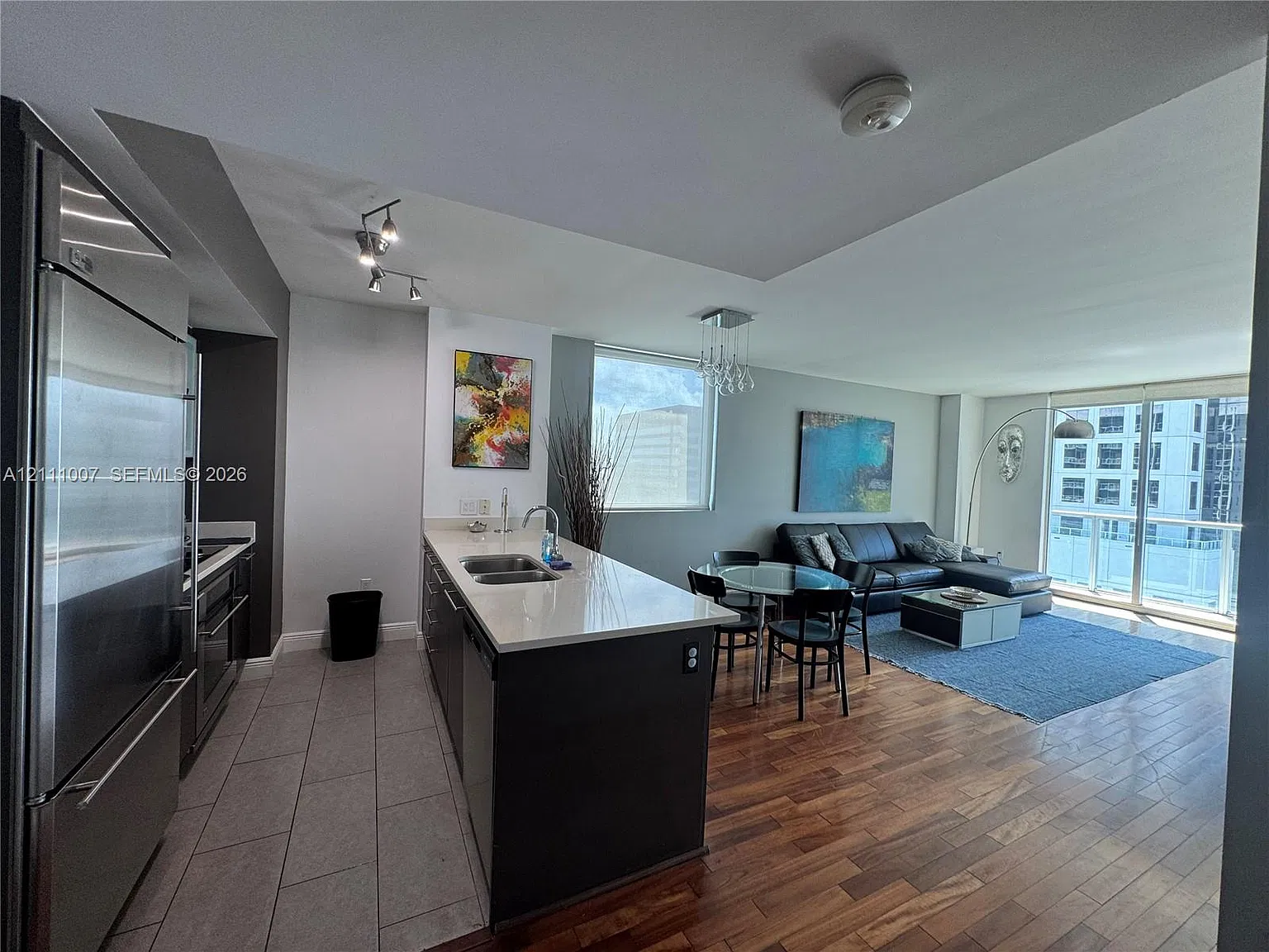 500 Brickell West Condo — Photo 2