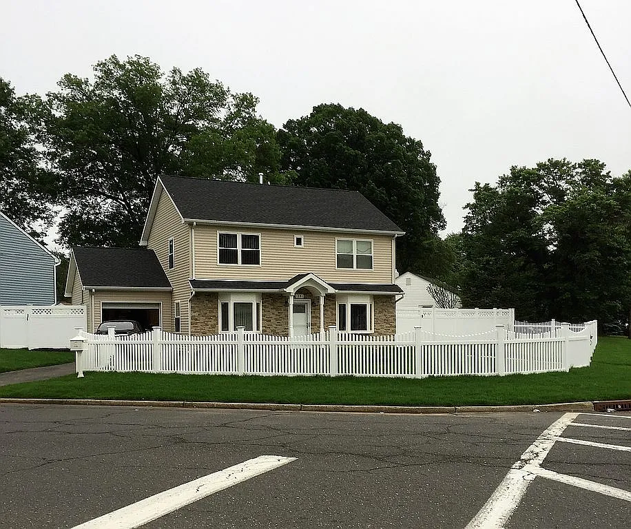 39 Miko Rd photo 1