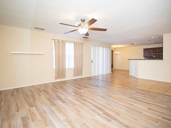 4th image of 11101 Palafox Dr