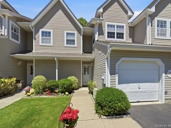 126 Erin Lane, East Setauket, NY 11733
